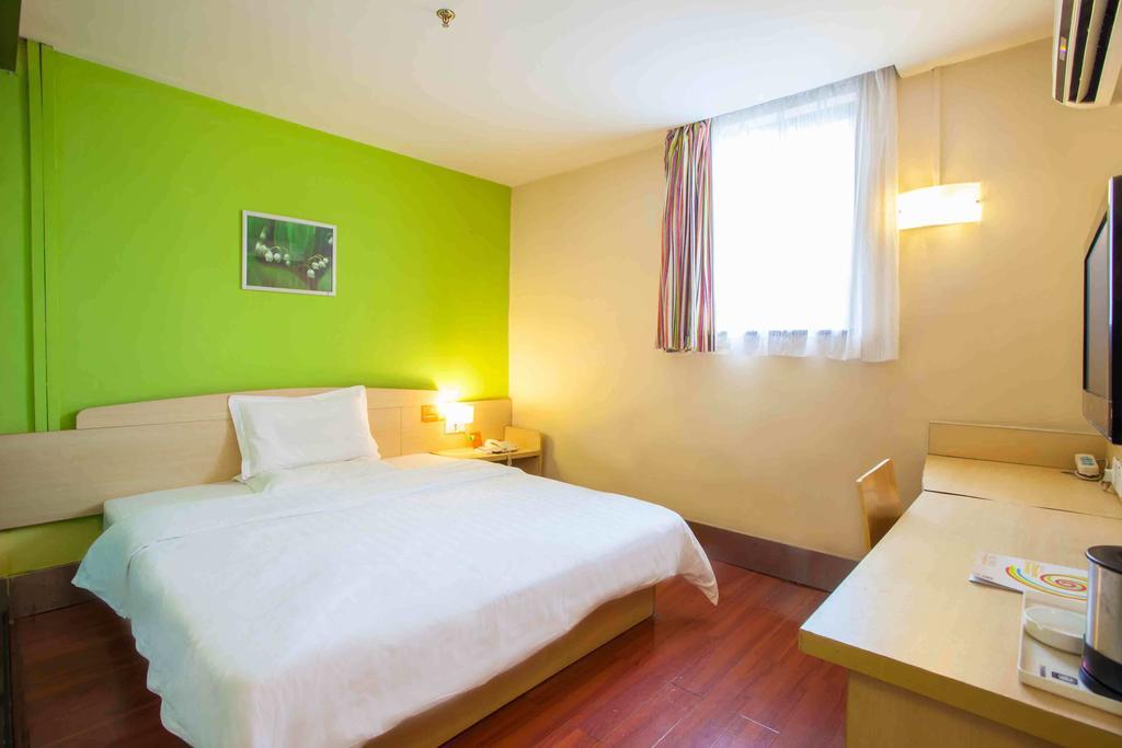 7Days Inn Zhuhai Hengqin Changlong Wanzai Port חדר תמונה